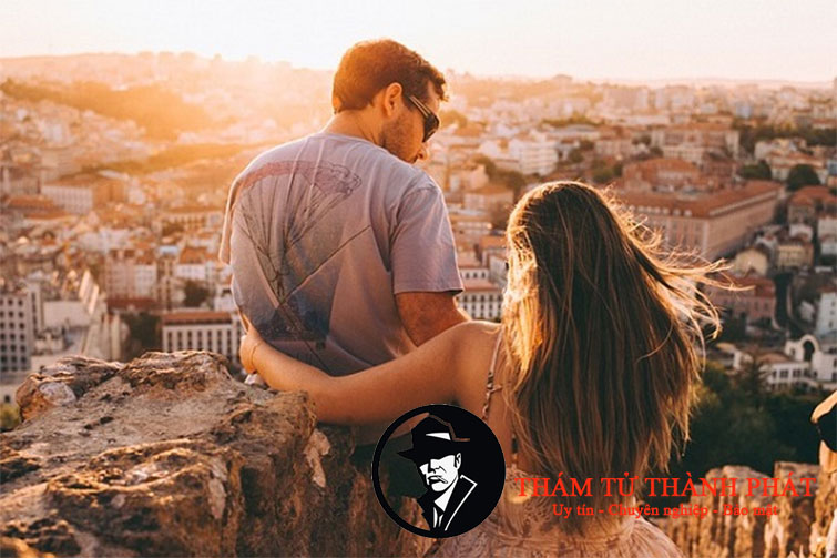 theo dõi người yêu trước khi kết hôn