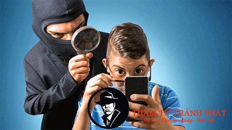 bị theo dõi qua điện thoại