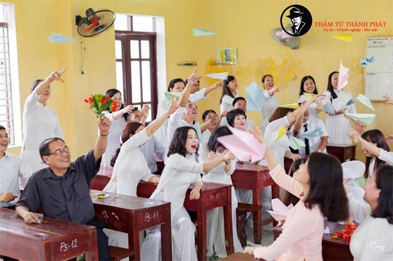 họp lớp dễ dẫn đến việc ngoại tình