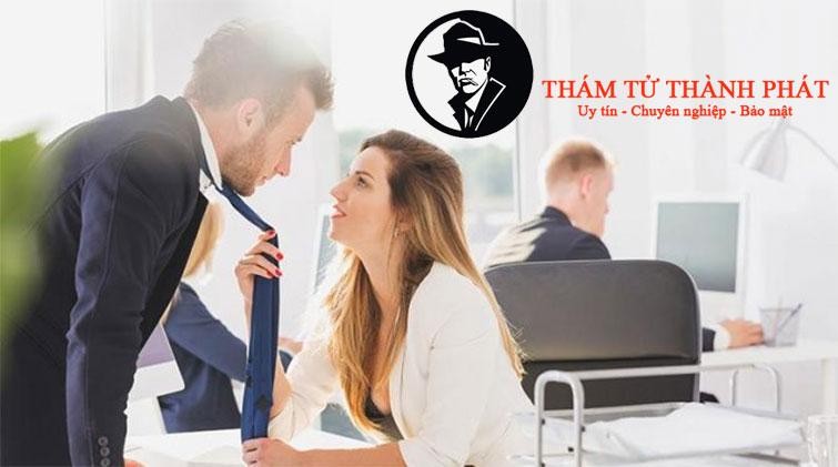 người ngoại tình thường liên lạc