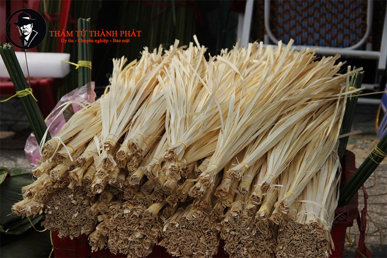 lạt mềm buộc chặt