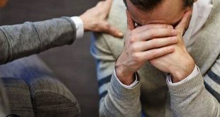 người đàn ông không còn xứng đáng