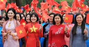 phụ nữ thời hiện đại